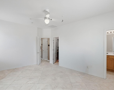 881 S Porter Street - Photo Thumbnail 17
