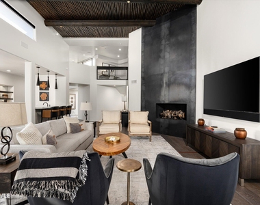 37661 N 94th Street - Photo Thumbnail 5