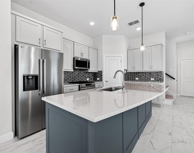 3350 City Heart Avenue - Photo Thumbnail 15