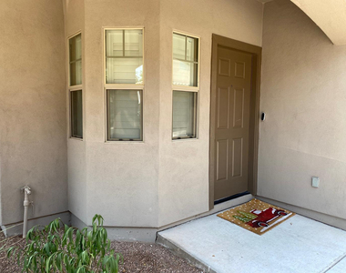 1120 S Ash Avenue - Photo Thumbnail 22
