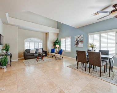 1120 S Ash Avenue - Photo Thumbnail 1