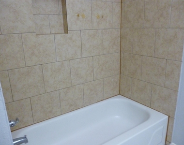 3243 Battle Ridge Lane - Photo Thumbnail 18