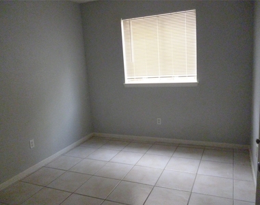 3243 Battle Ridge Lane - Photo Thumbnail 15