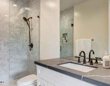 28990 N White Feather Lane - Photo Thumbnail 22