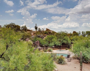 28990 N White Feather Lane - Photo Thumbnail 25