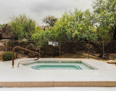 28990 N White Feather Lane - Photo Thumbnail 27
