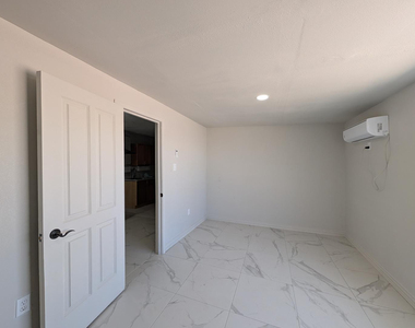 13208 W Tuckey Lane - Photo Thumbnail 69