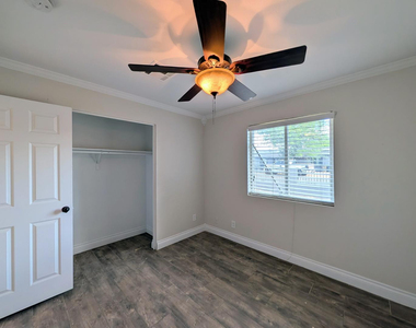13208 W Tuckey Lane - Photo Thumbnail 33