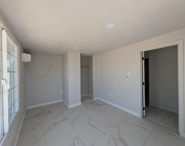 13208 W Tuckey Lane - Photo Thumbnail 66