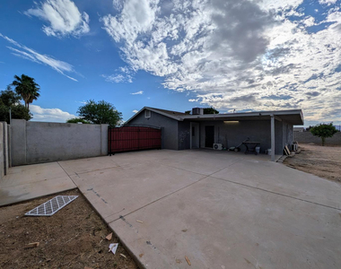 13208 W Tuckey Lane - Photo Thumbnail 42