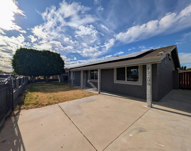 13208 W Tuckey Lane - Photo Thumbnail 2