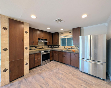 13208 W Tuckey Lane - Photo Thumbnail 13