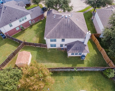 7911 Forest Stone Street - Photo Thumbnail 31