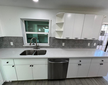 382 W Cocopah Street - Photo Thumbnail 8