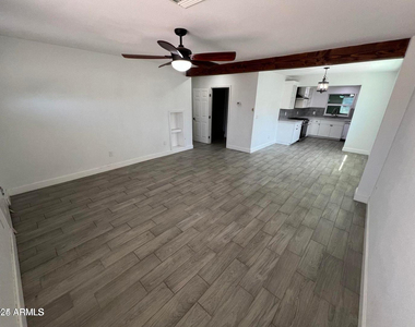 382 W Cocopah Street - Photo Thumbnail 2