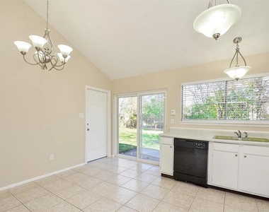 10119 Leawood - Photo Thumbnail 23