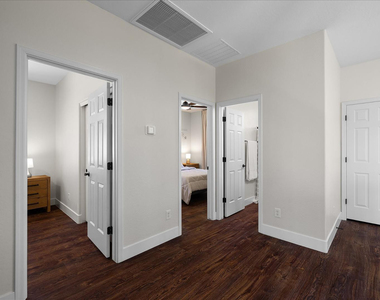 3437 E Mesquite Street - Photo Thumbnail 16