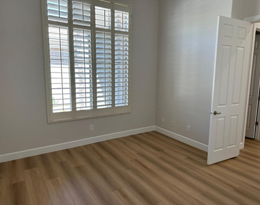42107 N Mountain Cove Drive - Photo Thumbnail 30