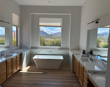 42107 N Mountain Cove Drive - Photo Thumbnail 37