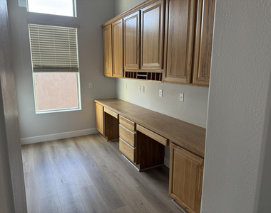 42107 N Mountain Cove Drive - Photo Thumbnail 19
