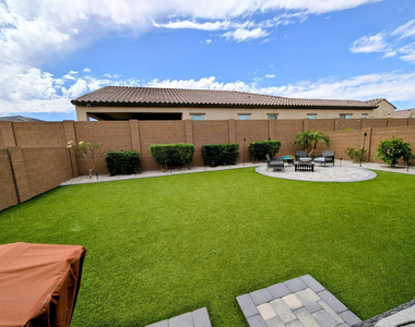 4454 N 199th Lane - Photo Thumbnail 11