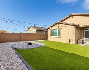 4454 N 199th Lane - Photo Thumbnail 16
