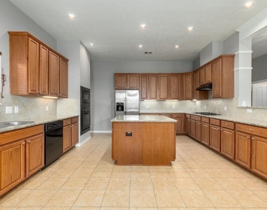 2310 Pasqua Trail - Photo Thumbnail 7