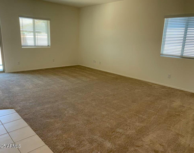 341 E Rio Place - Photo Thumbnail 6