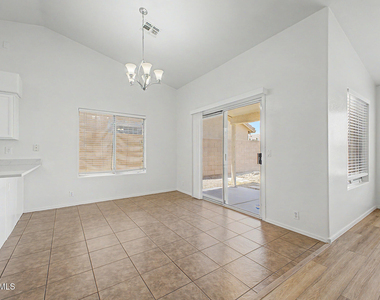 930 E Harwell Road - Photo Thumbnail 8