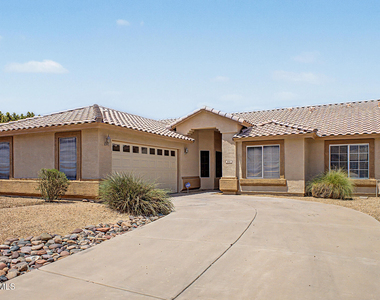 930 E Harwell Road - Photo Thumbnail 3