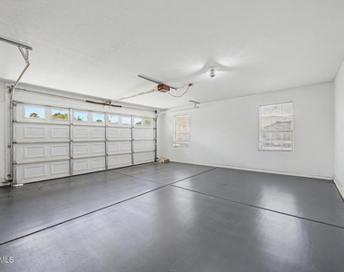 930 E Harwell Road - Photo Thumbnail 32