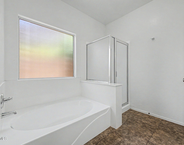 930 E Harwell Road - Photo Thumbnail 20