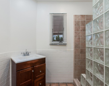 2917 E Mariposa Street - Photo Thumbnail 12