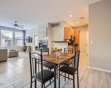 6900 E Princess Drive - Photo Thumbnail 7