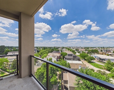 929 Westcott - Photo Thumbnail 6