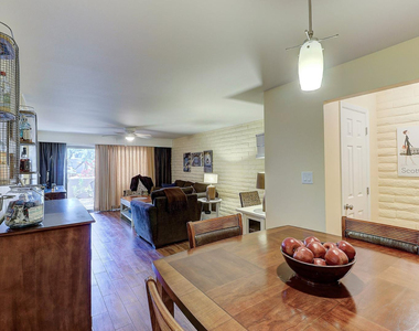 4354 N 82nd Street - Photo Thumbnail 12