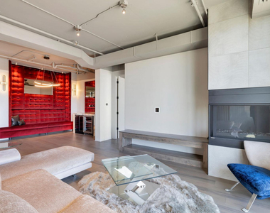 2211 E Camelback Road - Photo Thumbnail 2