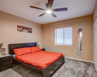 6520 E Peak View Road - Photo Thumbnail 20