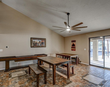 6520 E Peak View Road - Photo Thumbnail 8