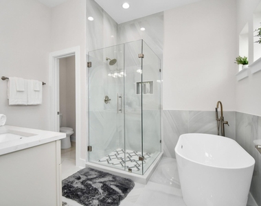 2401 Chapman Street - Photo Thumbnail 25
