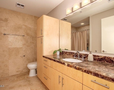 7117 E Rancho Vista Drive - Photo Thumbnail 4