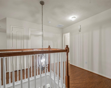 11515 Timberly Park Lane - Photo Thumbnail 17