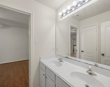 11515 Timberly Park Lane - Photo Thumbnail 21