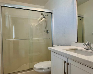 4440 W Yucca Street - Photo Thumbnail 13