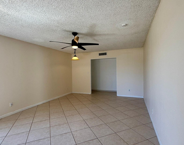 4440 W Yucca Street - Photo Thumbnail 10