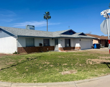 4440 W Yucca Street - Photo Thumbnail 2