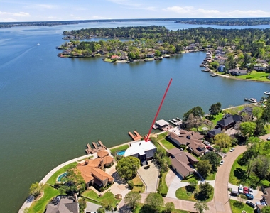 11707 Edgewater Court - Photo Thumbnail 34