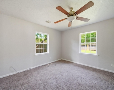 1102 Johnson Street - Photo Thumbnail 11