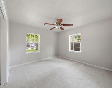 1102 Johnson Street - Photo Thumbnail 9