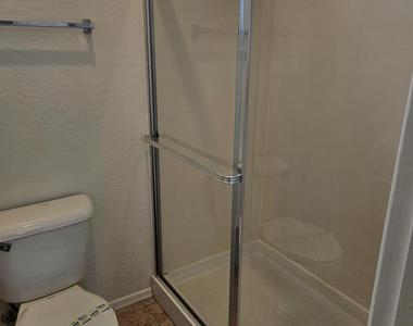 15240 N 142nd Avenue - Photo Thumbnail 17